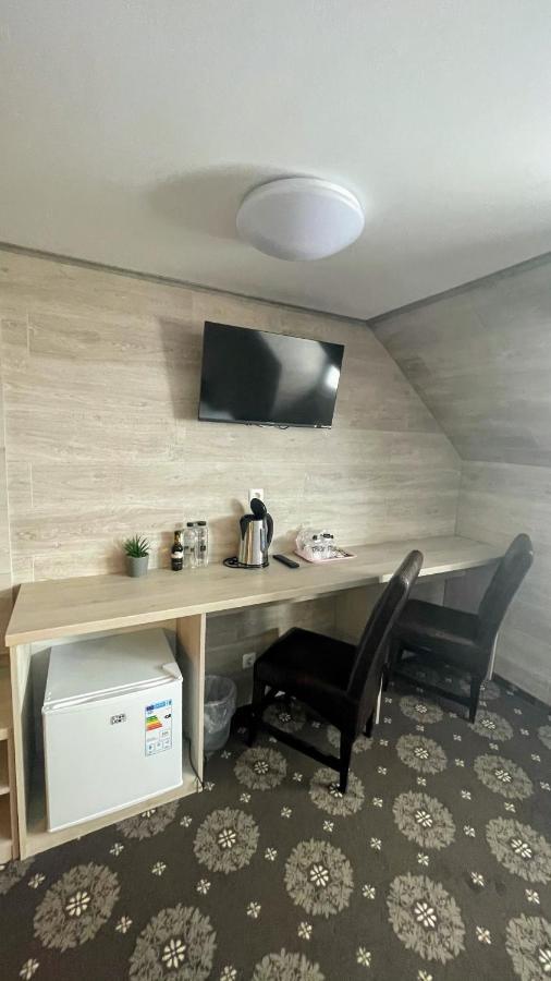 Royal Bucovina Residence Adults Only-Self Check-In Câmpulung Moldovenesc Exterior photo