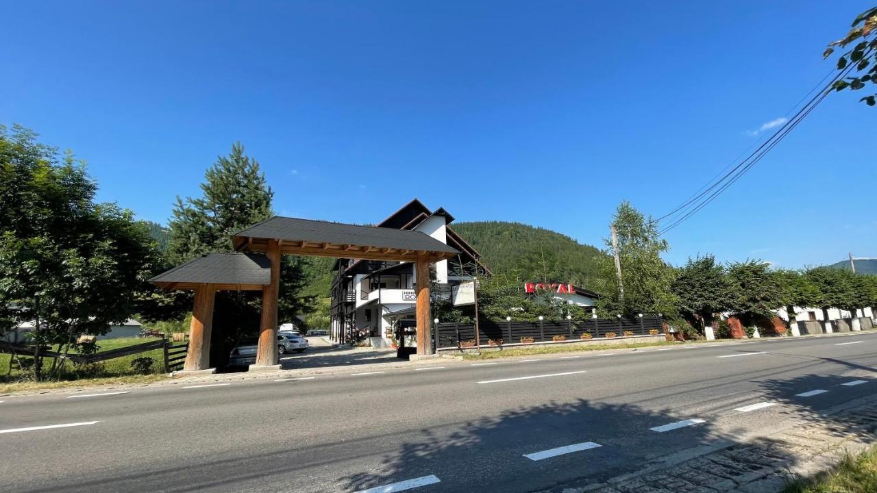 Royal Bucovina Residence Adults Only-Self Check-In Câmpulung Moldovenesc Exterior photo