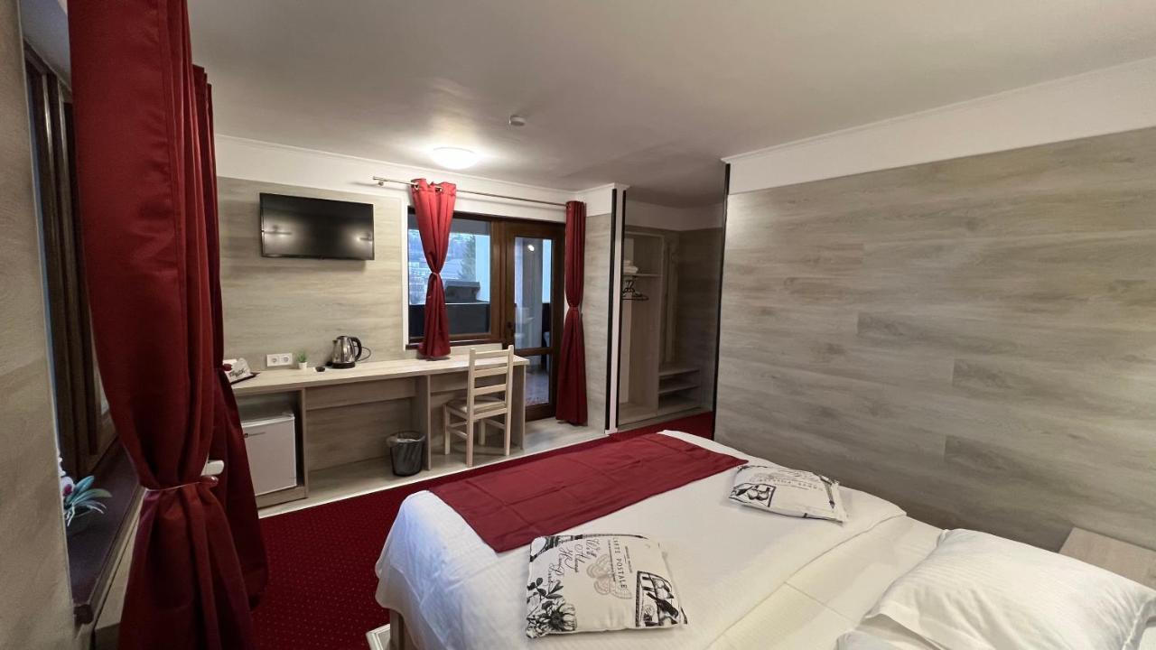 Royal Bucovina Residence Adults Only-Self Check-In Câmpulung Moldovenesc Exterior photo