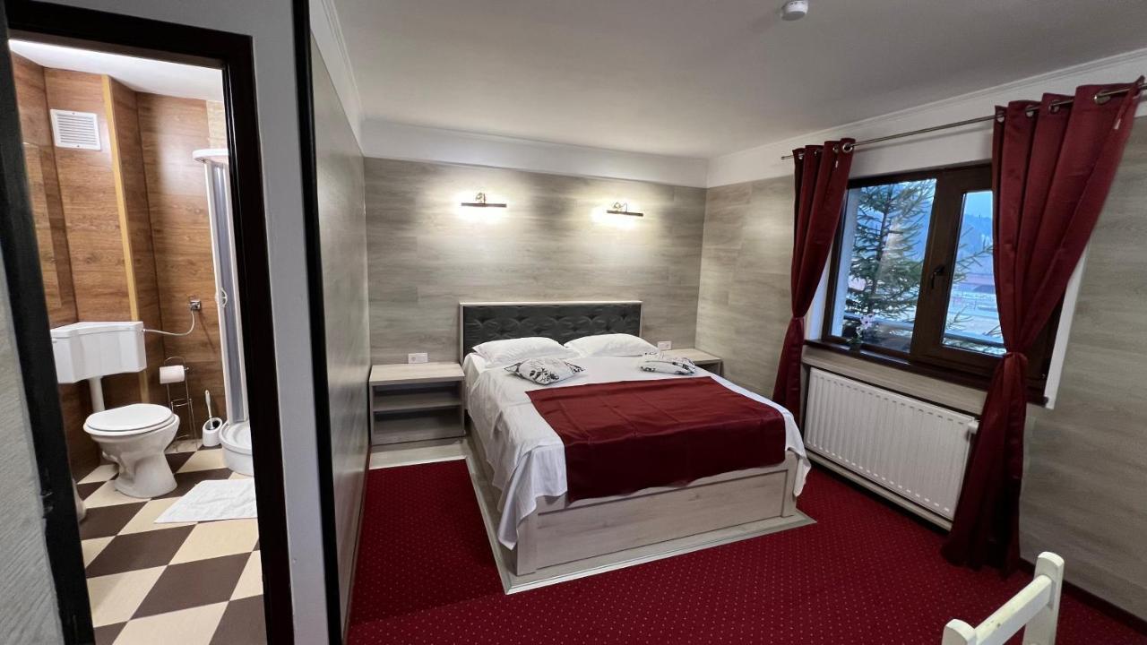 Royal Bucovina Residence Adults Only-Self Check-In Câmpulung Moldovenesc Exterior photo