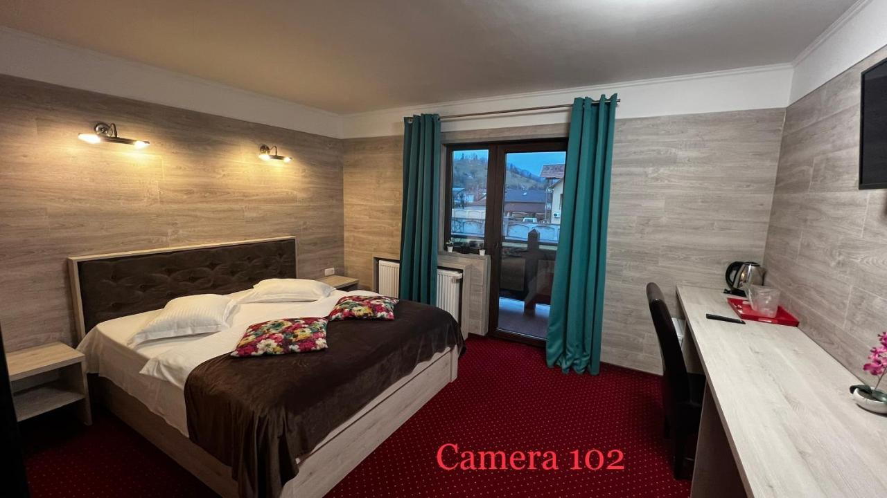 Royal Bucovina Residence Adults Only-Self Check-In Câmpulung Moldovenesc Exterior photo