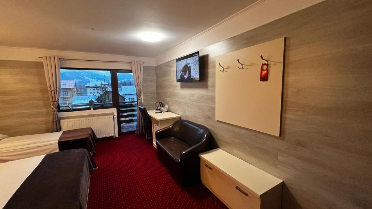Royal Bucovina Residence Adults Only-Self Check-In Câmpulung Moldovenesc Exterior photo
