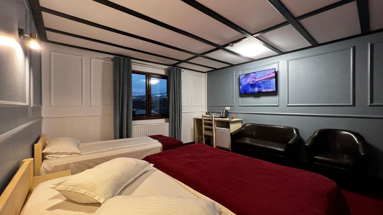 Royal Bucovina Residence Adults Only-Self Check-In Câmpulung Moldovenesc Exterior photo